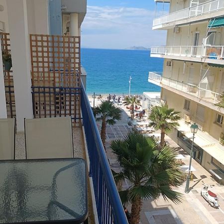 Seaside Family Apartment Loutraki Esterno foto