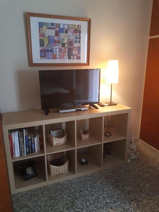 Seaside Family Apartment Loutraki Esterno foto