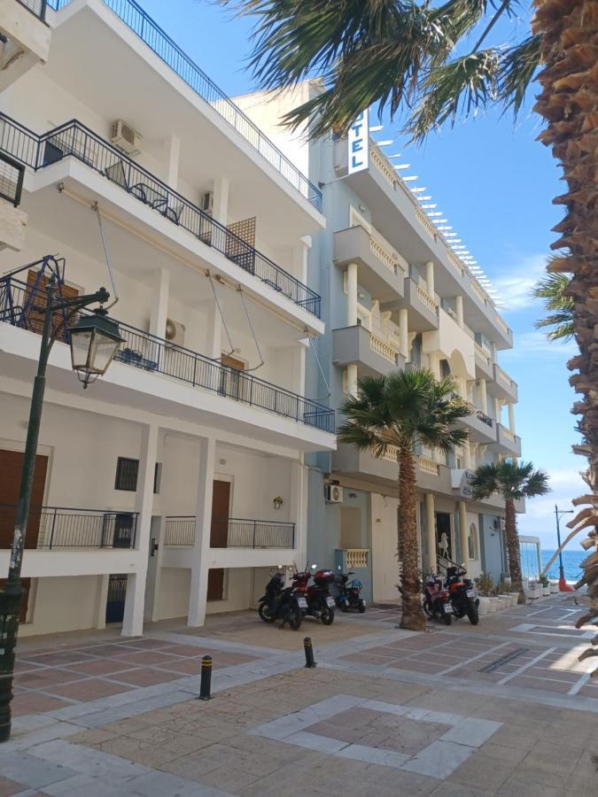 Seaside Family Apartment Loutraki Esterno foto